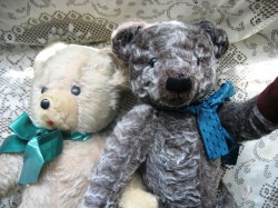 two bears main_02